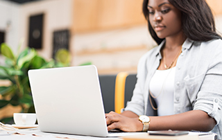 How Automated Communication Workflows Work | Everlytic | Email automation | Infographic | Blog feature image